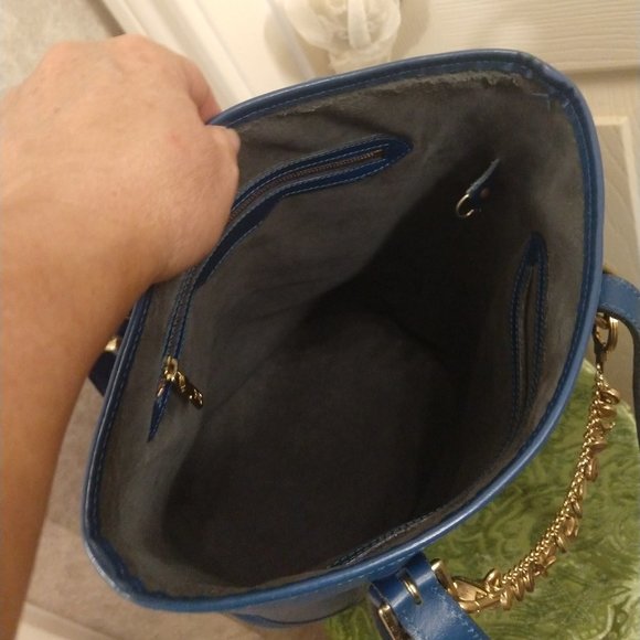 Louis Vuitton Special Order Bucket GM Epi - Picture 9 of 16